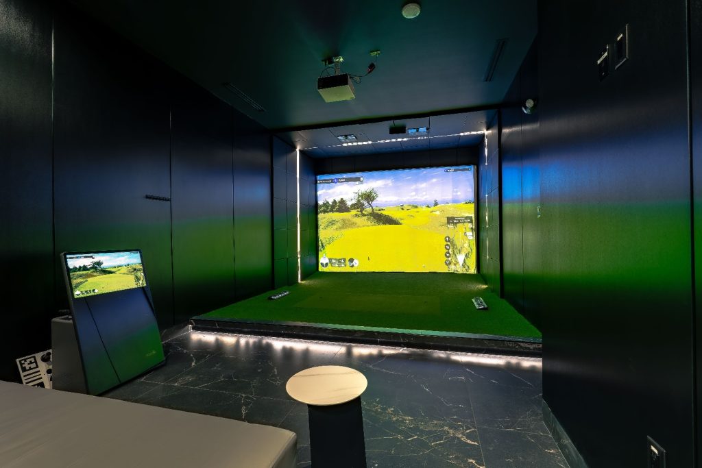 Private golf bays for a premium experience